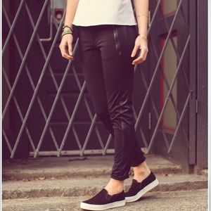 Lululemon Here to There Pant